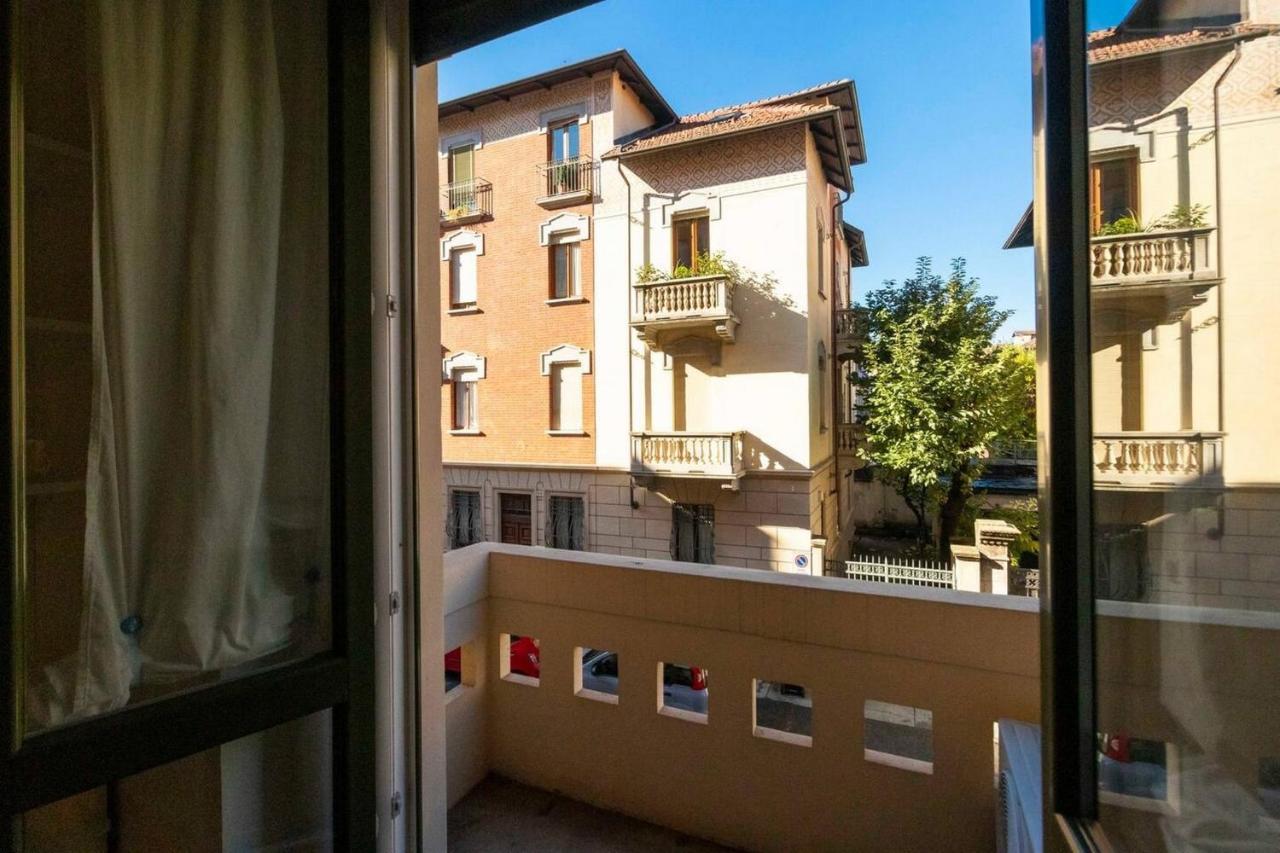 New! Cit Turin Elegant Apt With Parking Exterior foto