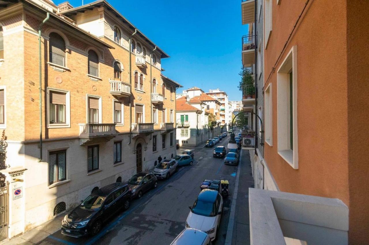 New! Cit Turin Elegant Apt With Parking Exterior foto
